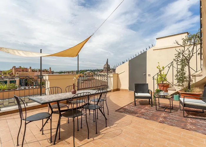 Apartment Iflat Pantheon & La Dolce Skyline Penthouse