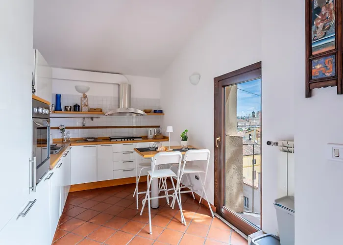 Apartment Iflat Pantheon & La Dolce Skyline Penthouse