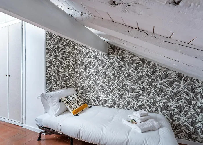 Iflat Pantheon & La Dolce Skyline Penthouse